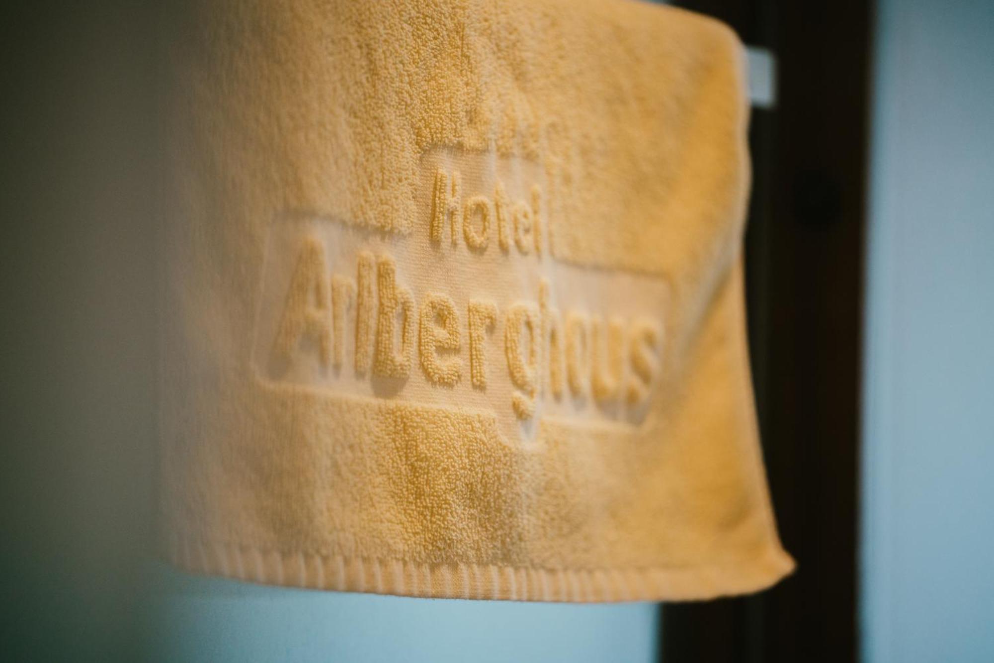 Arlberghaus Hotel Zuers Exterior photo