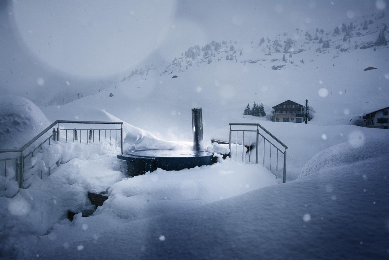 Arlberghaus Hotel Zuers Exterior photo
